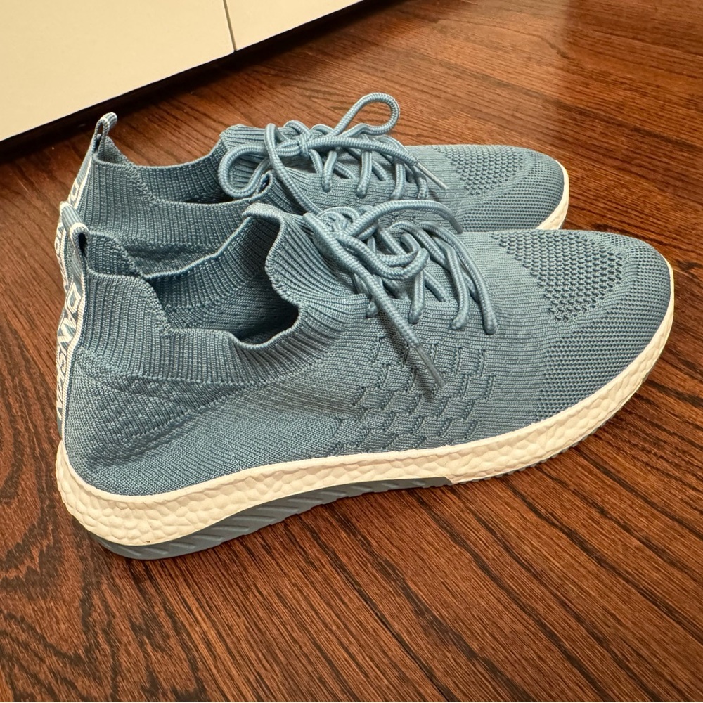 Danskin Blue Knit Women's Sneakers